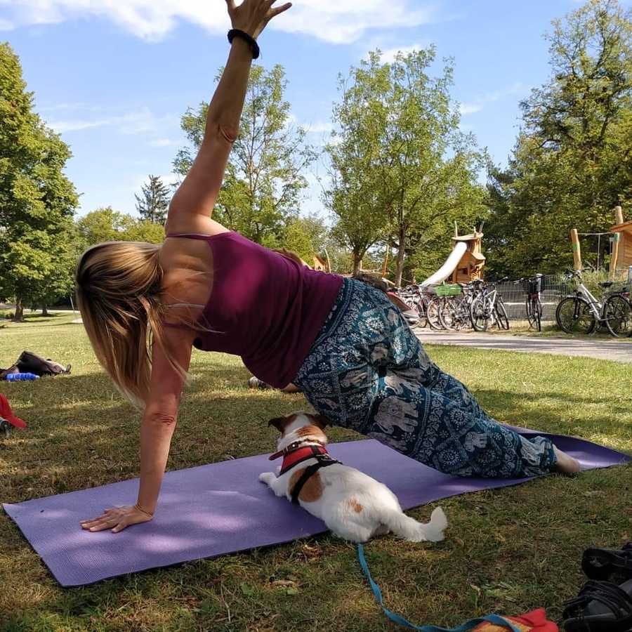 Yoga am Fasaneriesee