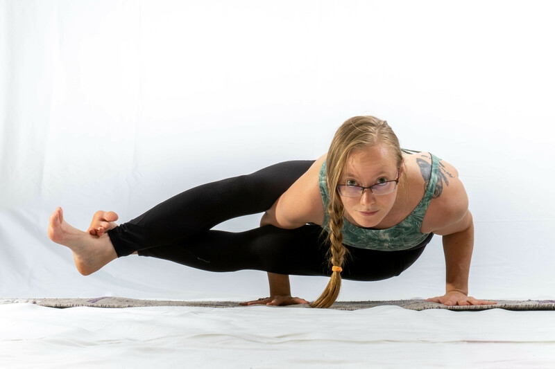 Yoga Core & Armbalance Focus (alle Level)